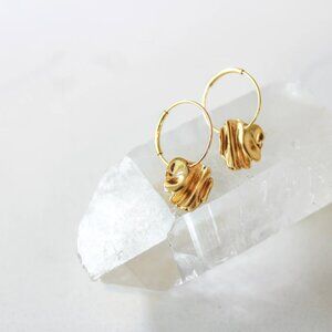 NWT Gold Mini Hoop Earrings with Wavy Pendant